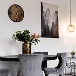 Junik Apartments Im Stadtzentrum