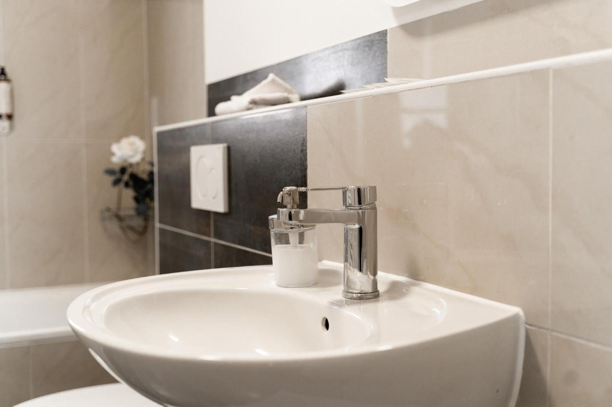 Appartement Junik Im Stadtzentrum