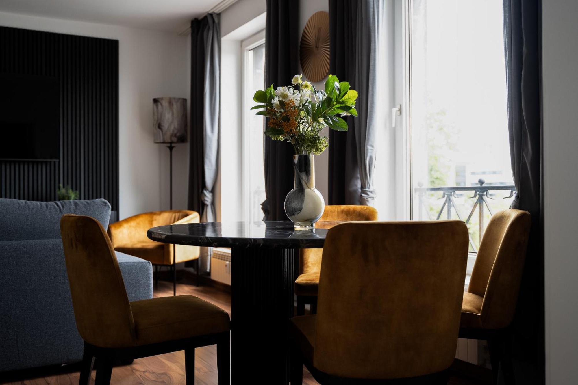 Appartement Junik Im Stadtzentrum *